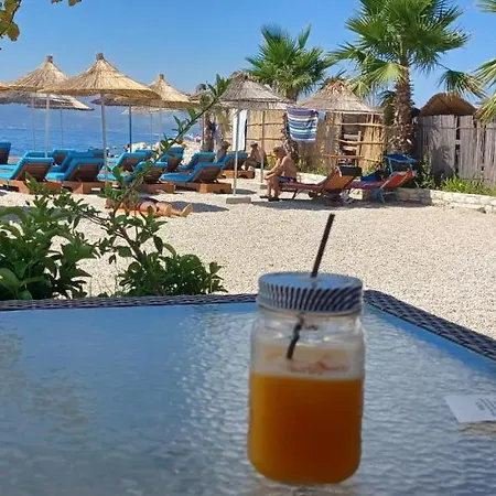 Eriks With Amazing Sea View Apartment
